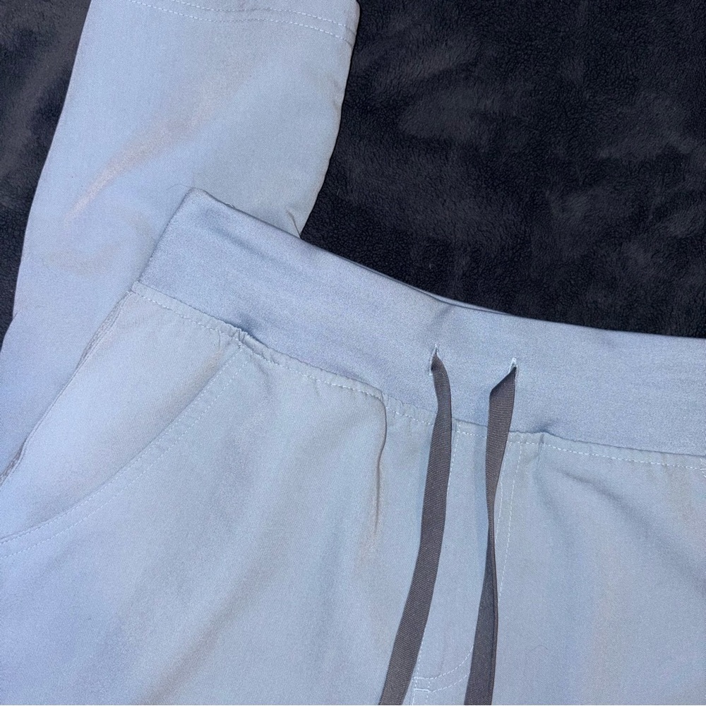 FIGS High Waisted Yola Skinny Scrubs - Picture 5 of 5